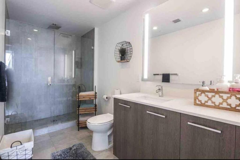 Gorgeous 2Br/2Bth In The Heart Of Miami Apartment ภายนอก รูปภาพ