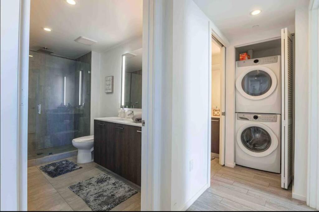Gorgeous 2Br/2Bth In The Heart Of Miami Apartment ภายนอก รูปภาพ